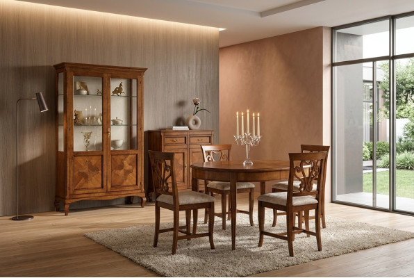Eetkamer set stoelen 4x vitrine groep eetkamerset vitrines 7-delig commode
