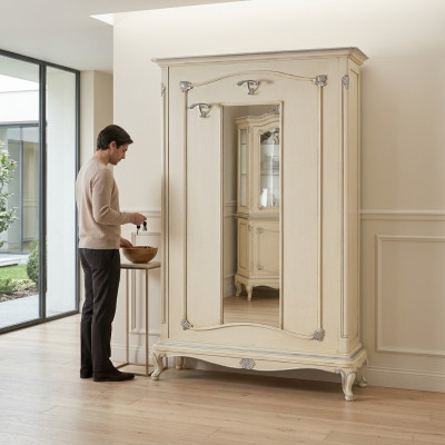 Klassieke houten kledingkast luxe meubels uit Italië kast houten kasten