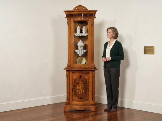 Vitrine glazen kast massief hout vitrine woonkamer dressoir Italiaanse meubels