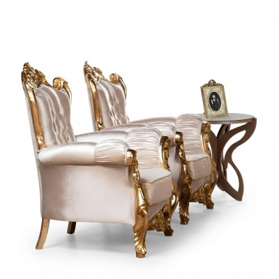 Luxe fauteuil Beklede stoel met armleuningen Luxe stof Zitplaats Zitter Ontwerp Bekleding Barok Textiel Meubels