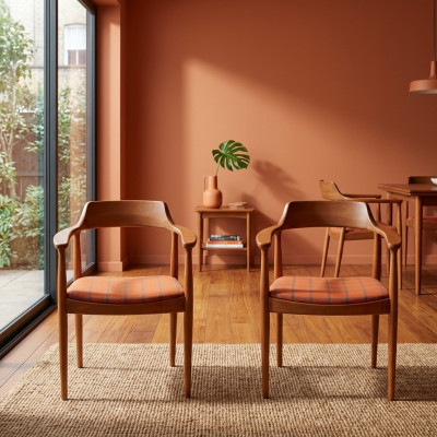 Stel van 8 stoelen stoel ontwerp hout stof bekleding stoelen eetkamer textiel.