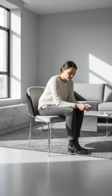 Stoel eetkamerstoel keukenstoel fauteuil luxe grijs modern eetkamer