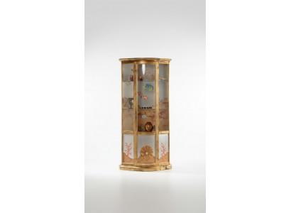 Klassieke vitrinekast glas hout luxe meubels goud dressoir Italië