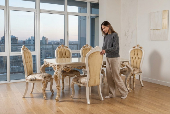 Beige Klassieke eetkamermeubelen Ontwerper eettafel met Chesterfield poslterstoelen