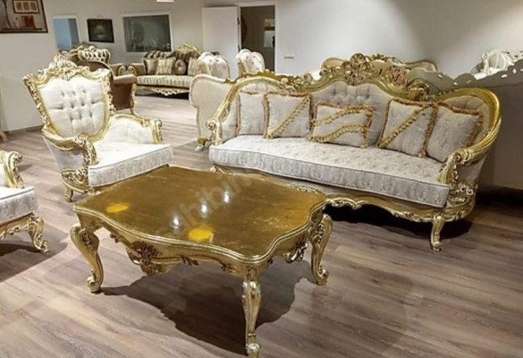 Gouden bankstel bankstel 5-delig met salontafel Chesterfield barok.