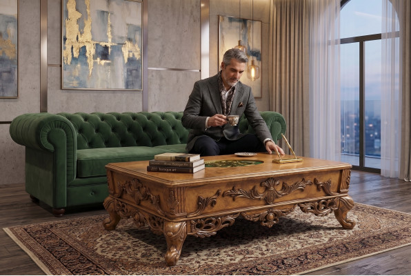 Barok salontafel in goudkleur met gesneden poten, houten tafel voor de woonkamer