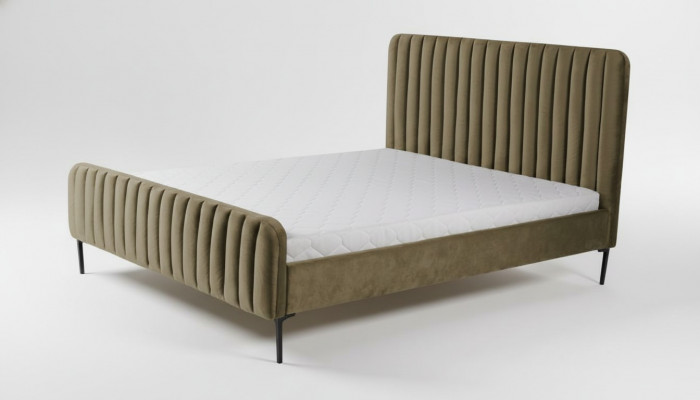 Groene Tweepersoonsslaapkamer Houten meubels Ontwerp Elegant Stof klassieke meubelen