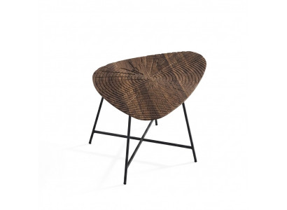 Luxe salontafel voor in de woonkamer met een gebeeldhouwd tafelblad
