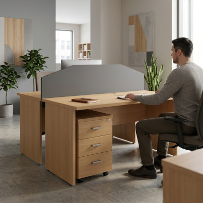 Moderne houten bureau tafel voor thuiswerken, computertafel, kantoormeubilair.