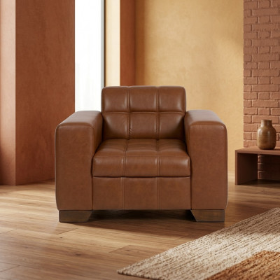 Bruine fauteuil, modern design, zitkamer, nieuw gestoffeerde fauteuil.