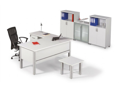 Heldere kantoor meubelen kantoorinrichting tafel salontafel archiefkast 3-delig