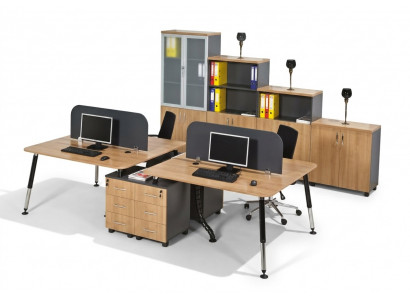 Grote luxe bureau, kantoormeubilair, directeurscomputerbureau-ontwerp.