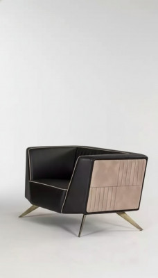 Luxe zwarte fauteuil voor de werkkamer, zitplaats modern design kantoormeubilair.