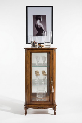 Klassieke bruine vitrine Luxe glazen kast Ontwerper houten meubilair Woonkamer