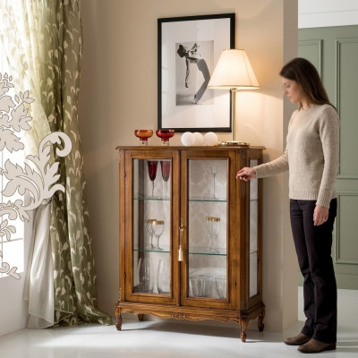 Hoogwaardige houten kast bruin Meubels klassieke stijl Kast vitrines