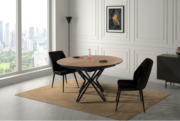 Uittrekbare eettafel van rund hout in modern bruin.