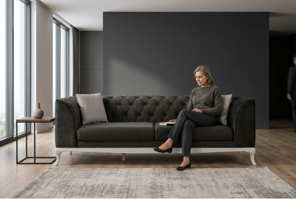 Woonkamer driezits Chesterfield bank bankstel 3-zits zwart stofstoffen sofa.
