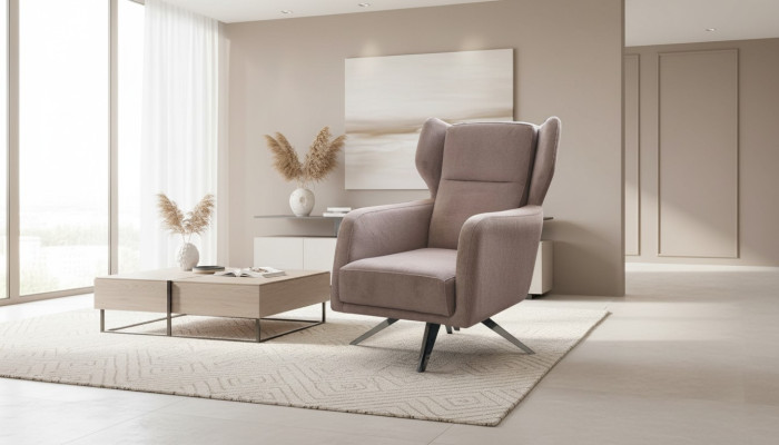Luxe fauteuil met één zitplaats, stof, woonkamer design, beige bekleding.