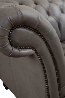 Grijze Chesterfield Engelse klassieke stijl bank 3-zits bekleding 230 cm.