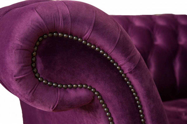 Engelse Chesterfield kantoor zitmeubelen inrichting sofa bank 2 zit paars