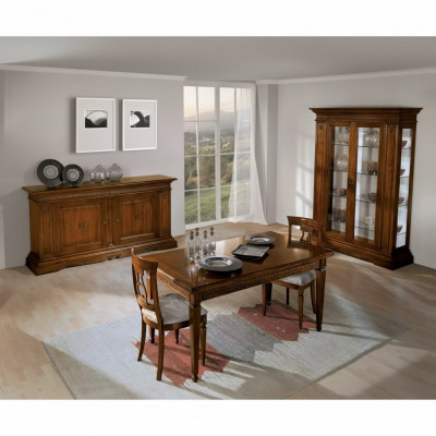 Garnituur Set 7-delig. Eettafel 4x stoelen Vitrine Luxe houten meubels.