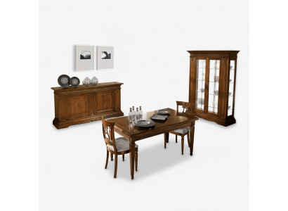 Garnituur Set 7-delig. Eettafel 4x stoelen Vitrine Luxe houten meubels.