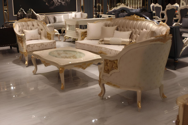 Exquisite woonkamer deluxe bank 3-zitter, elegant beige woonkamerbank.