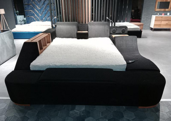 Kleurrijke slaapkamermeubels met kleurrijke meubels, bedden, bedden Zwart Modern Bed