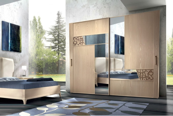 Slaapkamer kledingkast houten kast hout Italiaanse meubels kasten.