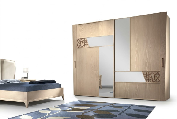 Slaapkamer kledingkast houten kast hout Italiaanse meubels kasten.