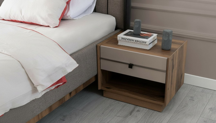 Bruine slaapkamer nachtkastje Stijlvolle nachtkastjes met laden Nieuw