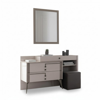 Grijze slaapkamerinrichting, design textielbed, 2 houten nachtkastjes.