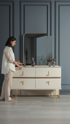 Slaapkamer set commode Elegant spiegel Moderne luxe meubels Nieuw 2-delig.