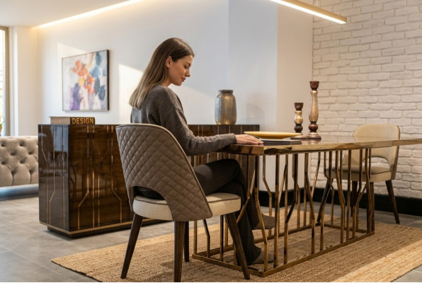 Ontwerpstoel Stoffen bekleding Luxe meubels Eetkamer Modern inrichting