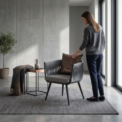 Grijze armleuningstoel Nieuwe meubels Eetkamer Ontwerperstoel met armleuningen