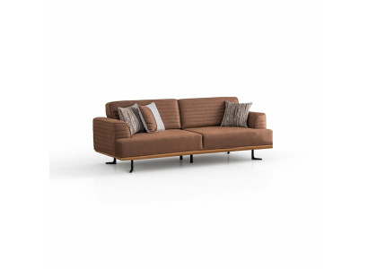 Elegant bruin driezitsbank met modern design voor de woonkamer.