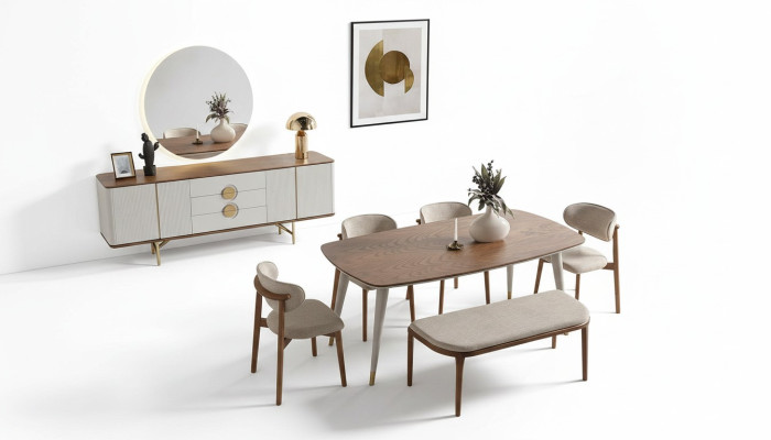 Perfecte eetkamerset met eettafel, 4 stoelen, dressoir, spiegel en bank (8-delig).