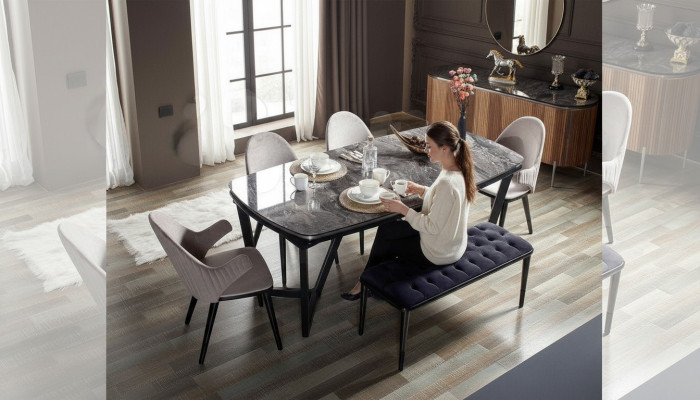 Stijlvolle eetkamerset bestaande uit eettafel, 4 stoelen en bank, 6-delig.