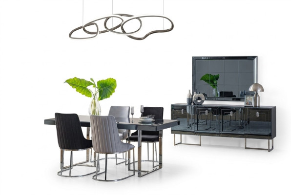 Moderne eetkamer meubels Houten tafel 4x stoffen stoelen Dressoir Spiegel