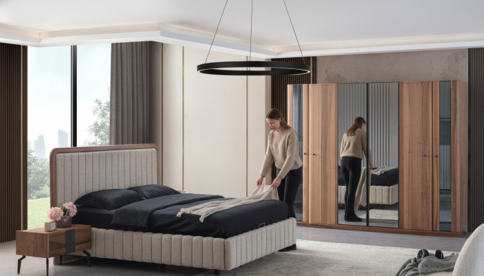 Exclusieve slaapkamerset Bed 2x Nachtkastjes en Kledingkast 4-delig.