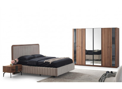 Exclusieve slaapkamerset Bed 2x Nachtkastjes en Kledingkast 4-delig.