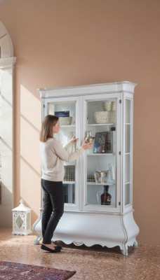 Klassieke woonkamermeubels Witte houten vitrine Woonkamerkast