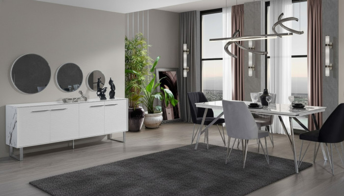Grijswitte eetkamer meubels commode eettafel luxe gestoffeerde stoelen.