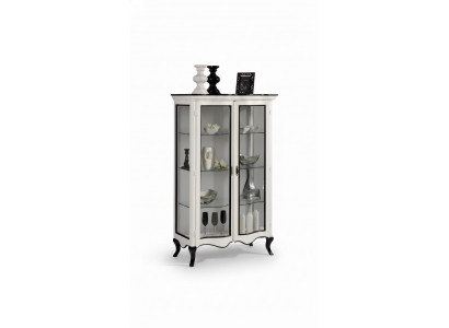 Woonkamer meubels dressoir hout vitrines glazen kast massief houten vitrine