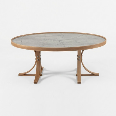 Luxe woonkamer salontafel hout koffietafel inrichting modern meubilair