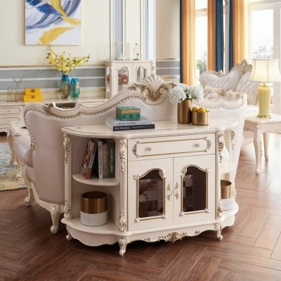 Sideboard in de woonkamer, klassiek meubilair voor het interieur.
