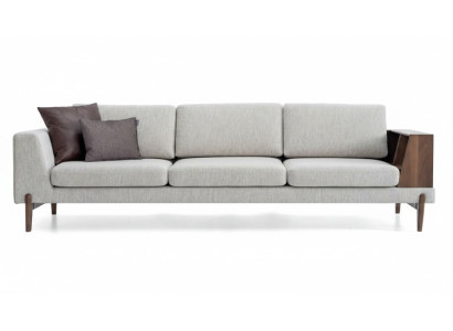 Luxe stoffen bank voor de moderne woonkamer. Nieuwe bank, groot formaat, stoffen bankstel.