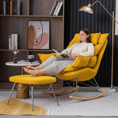Fauteuil met voetenbankje, luxe design, textiel zitgroep voor de woonkamer, geel.
