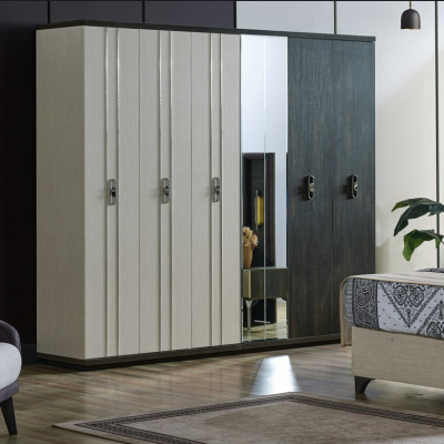 Luxe slaapkamerset 4-delig. Bed 2x nachtkastjes kledingkast Beige