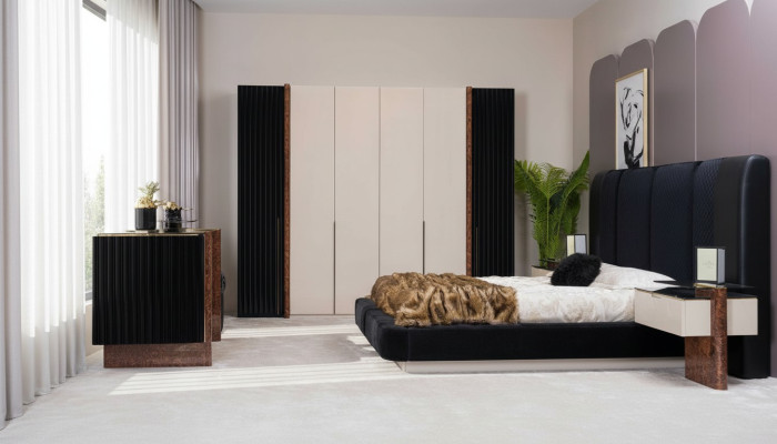 Luxe slaapkamerset bed 2 nachtkastjes + houten kledingkast compleet.